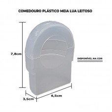 98479 - COMEDOURO PLASTICO EM FORMATO MEIA LUA E NA COR LEITOSA